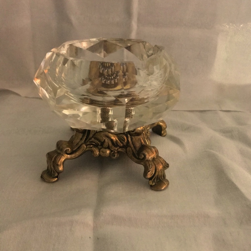 Hollywood Regency Pedestal Ashtray